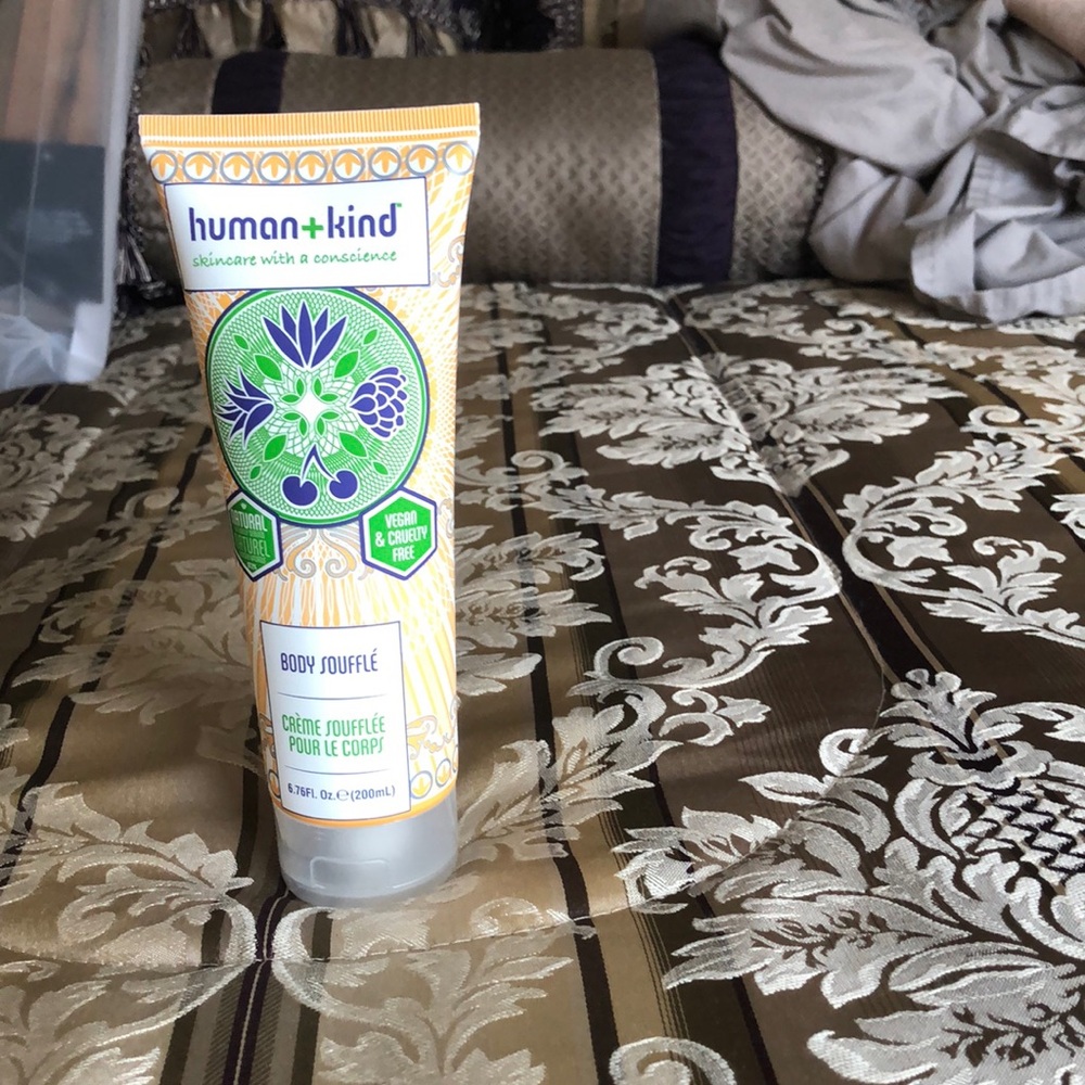 HUMAN +KIND BODY SKINCARE 6.76 Fl. Oz (200mL)
